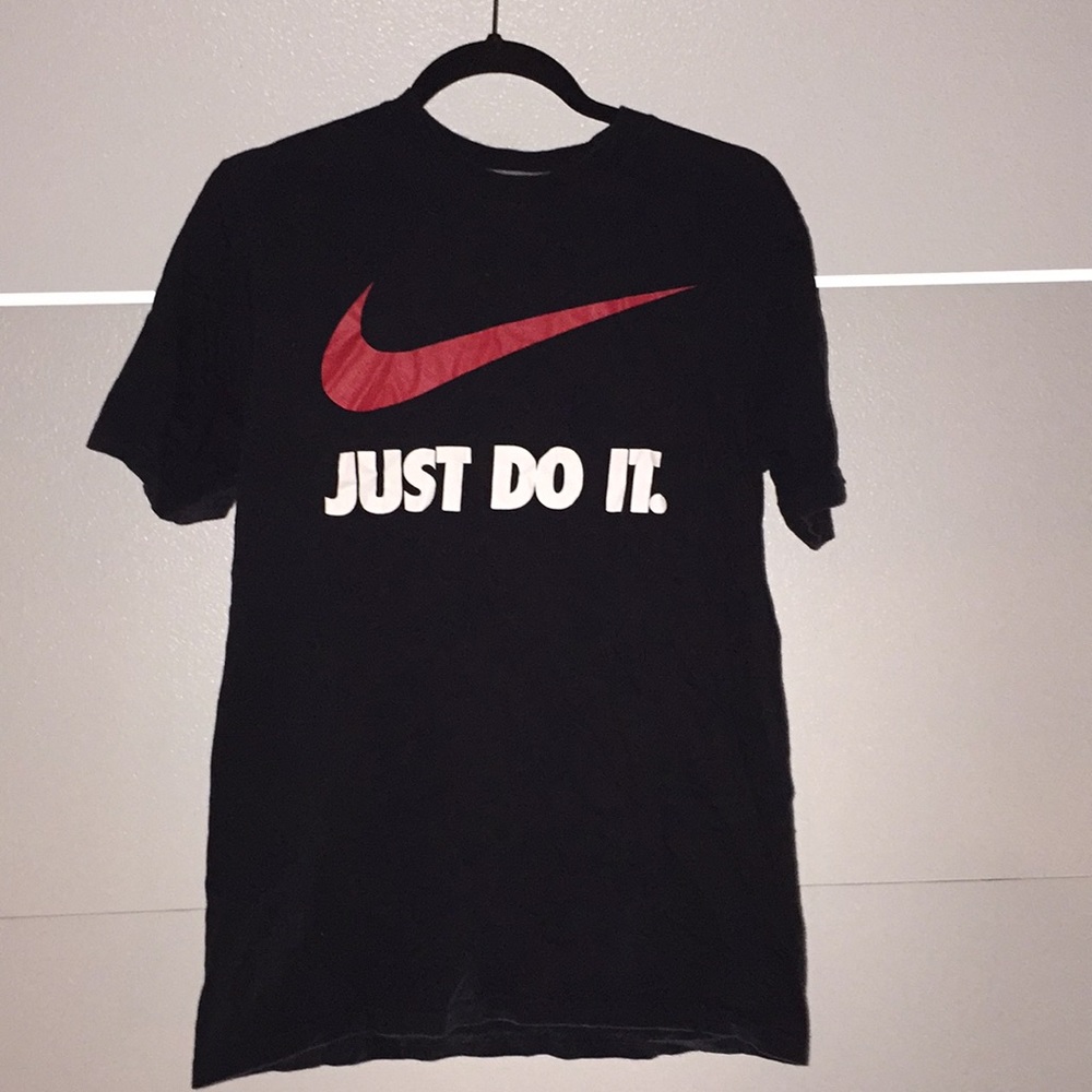 ✨NIKE Shirt✨NWOT